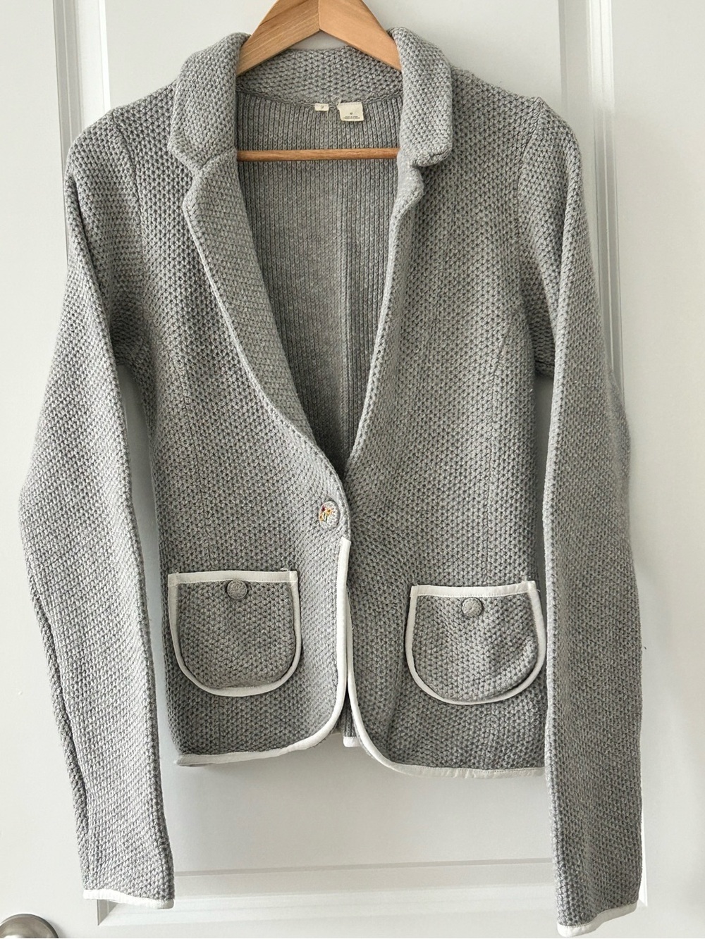Anthropologie Moth Grey Cotton Blend Cardigan With Embroidered Button Size M - Picture 2 of 9
